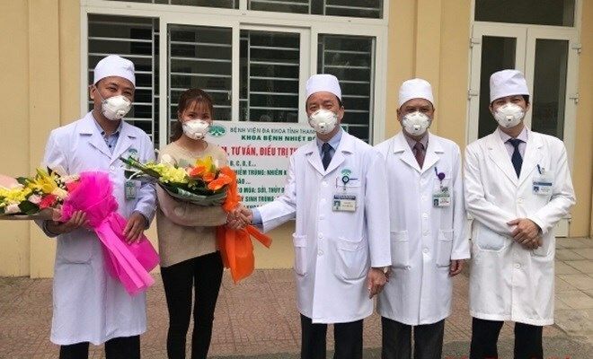 Bệnh nhân nhiễm virus corona đầu tiên xuất viện