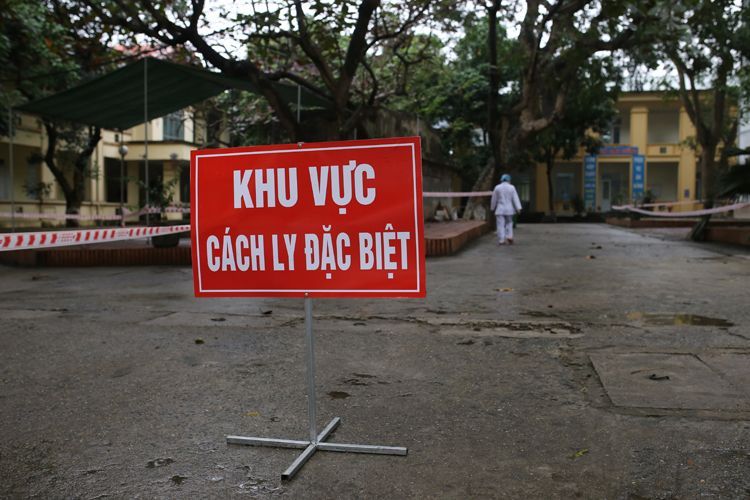 Bên trong vùng dịch Vĩnh Phúc