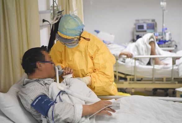 Chuyên gia Việt Nam nói gì về thuốc chống COVID-19 của Trung Quốc?