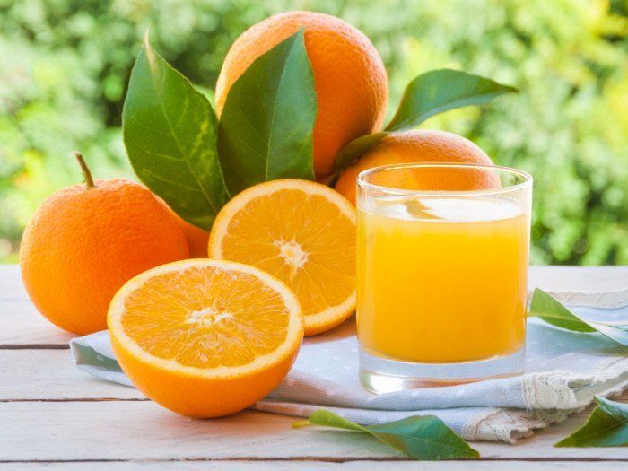 Điều gì xảy ra nếu bạn uống nước cam thường xuyên?