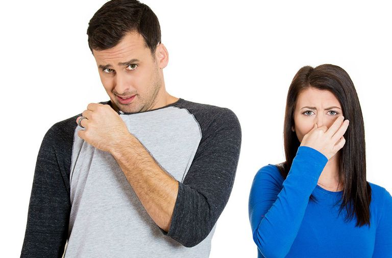 Vào hè lại sợ lắm nỗi lo mang tên... hôi nách, vậy phải làm gì để khắc phục?