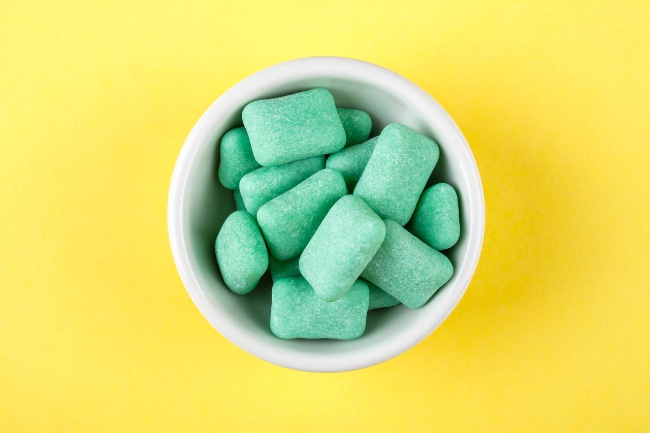 Ăn gì để răng chắc khỏe? 7 loại thực phẩm tốt cho răng miệng