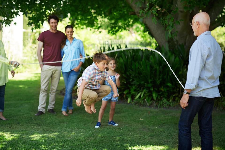 Thử thách 6 trò chơi thể dục cùng gia đình