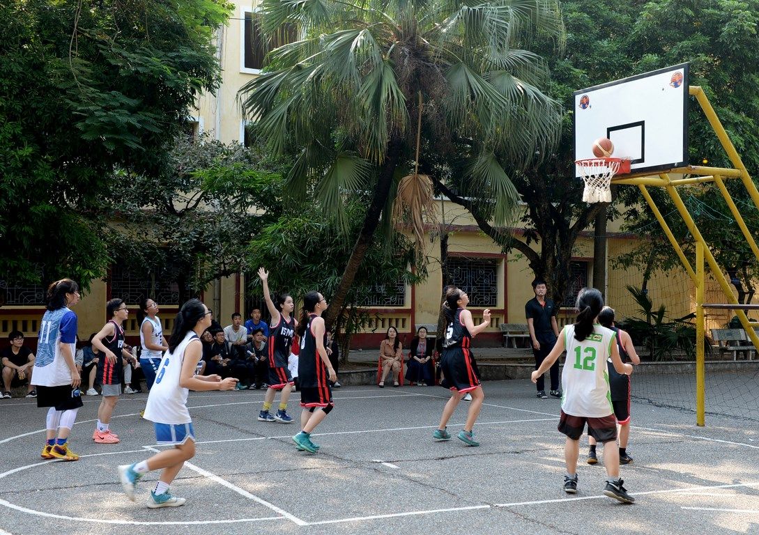 Áp lực thi cử, cha mẹ không nên lơ là với chứng rối loạn tâm thần ở trẻ 