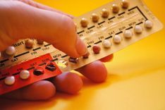 eDoctor: Hỏi: Quan hệ vào ngày uống viên giả dược của thuốc tránh thai thì có thể mang thai không?