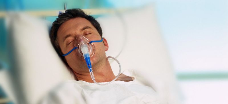 Tại sao người mắc COVID-19 lại bị giảm oxy máu?