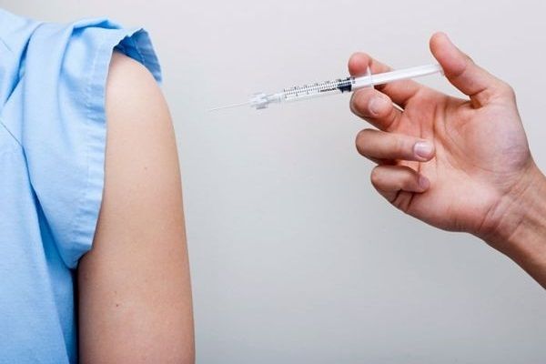Mắc bệnh tim có nên tiêm vaccine COVID-19?