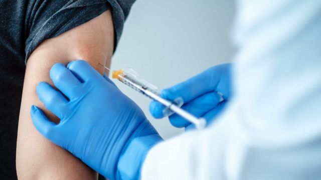 Sau khi mắc COVID-19 có cần tiêm vaccine không?