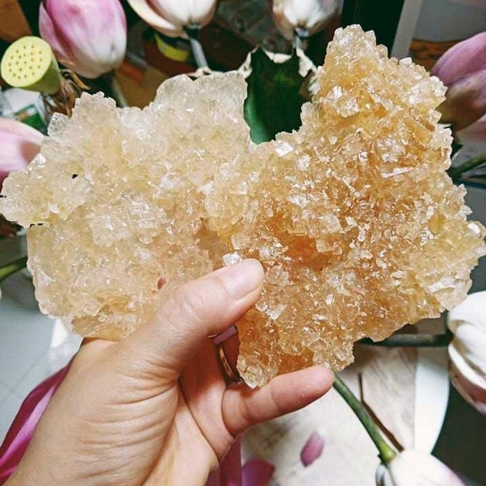 Nước dừa, đường phèn, gừng có trị Covid-19?