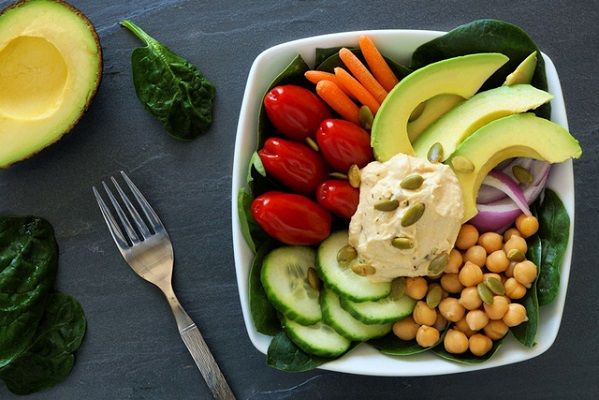 Chế độ ăn cho người bị cao huyết áp: Chú ý giảm muối 