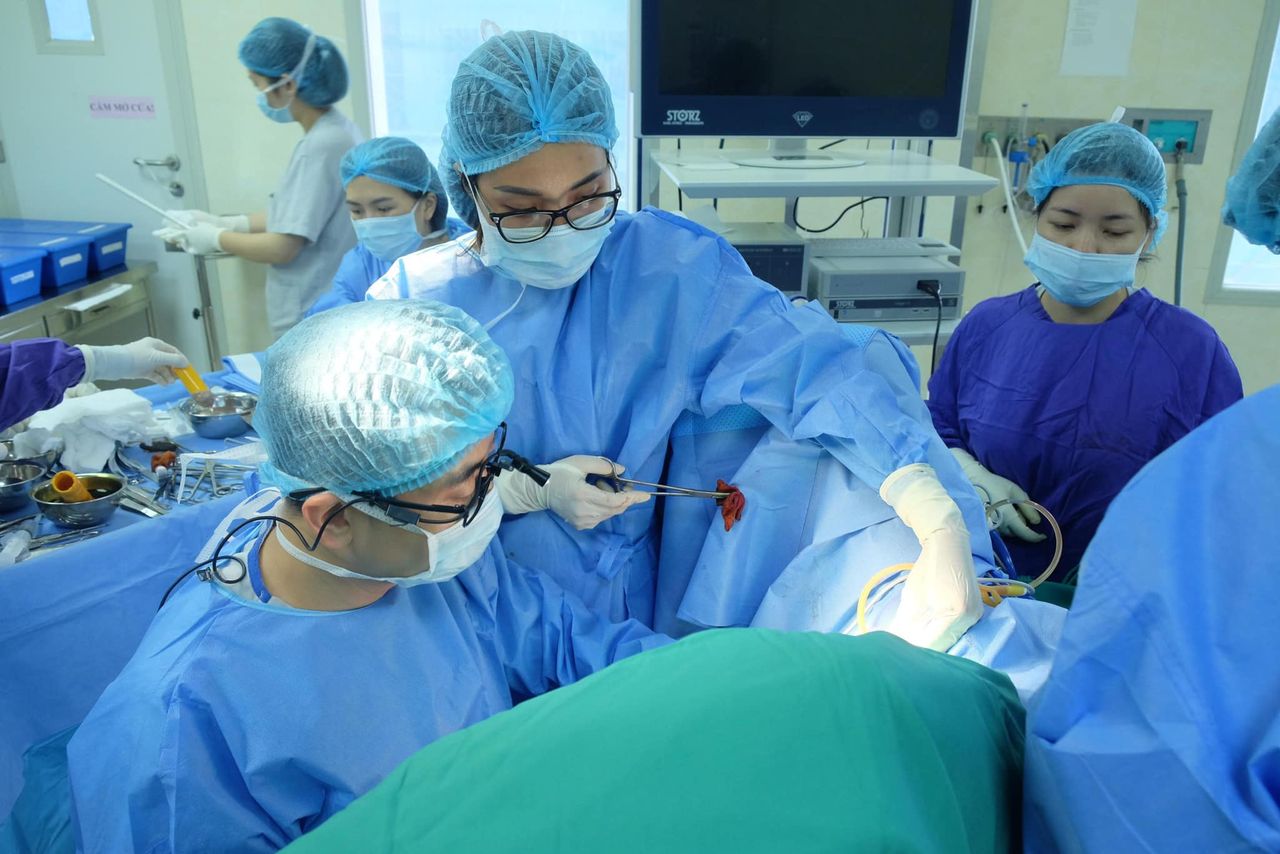 Đau đầu, mờ mắt coi chừng bị u sàn sọ não