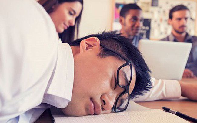 10 thói quen hại sức khoẻ mà nhiều người vẫn làm hàng ngày