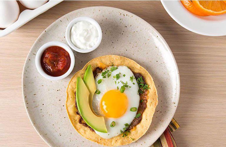 7 bí quyết giúp ăn uống thả ga ngày Tết mà không tăng cân 