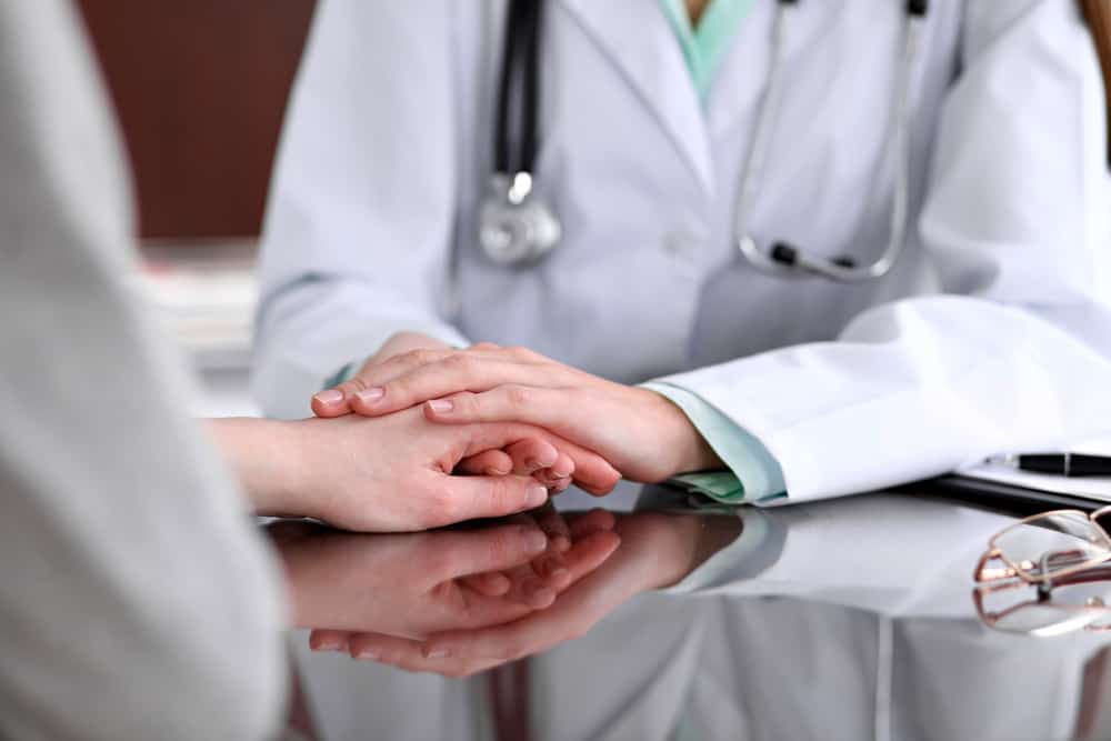 Điều trị hiệu quả căn bệnh thế kỷ - ung thư bằng cách hiểu đúng về các giai đoạn của nó