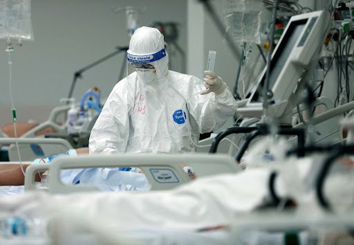 Tái dương tính và tái nhiễm COVID-19: Trường hợp nào cần được điều trị?