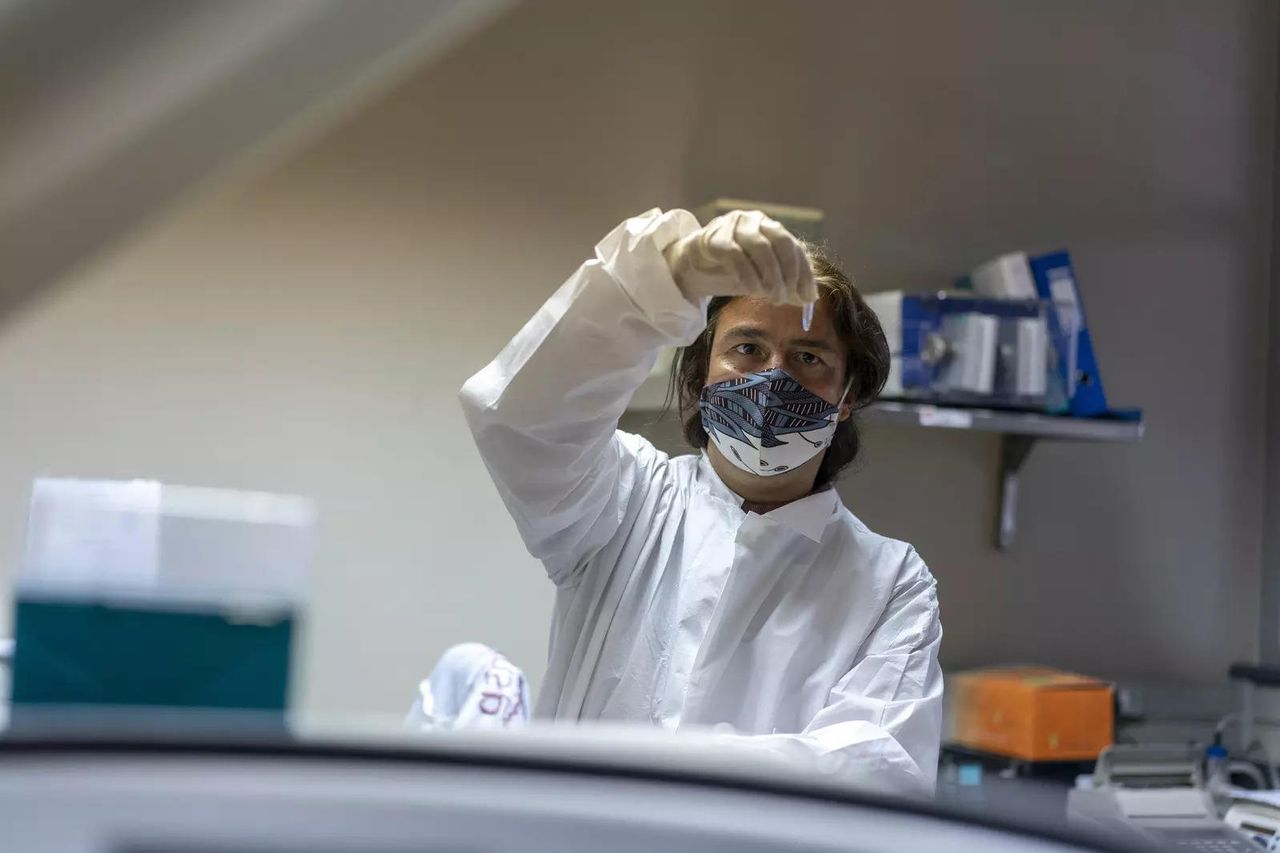 6 biểu hiện bệnh đặc trưng khi mắc phải Deltacron