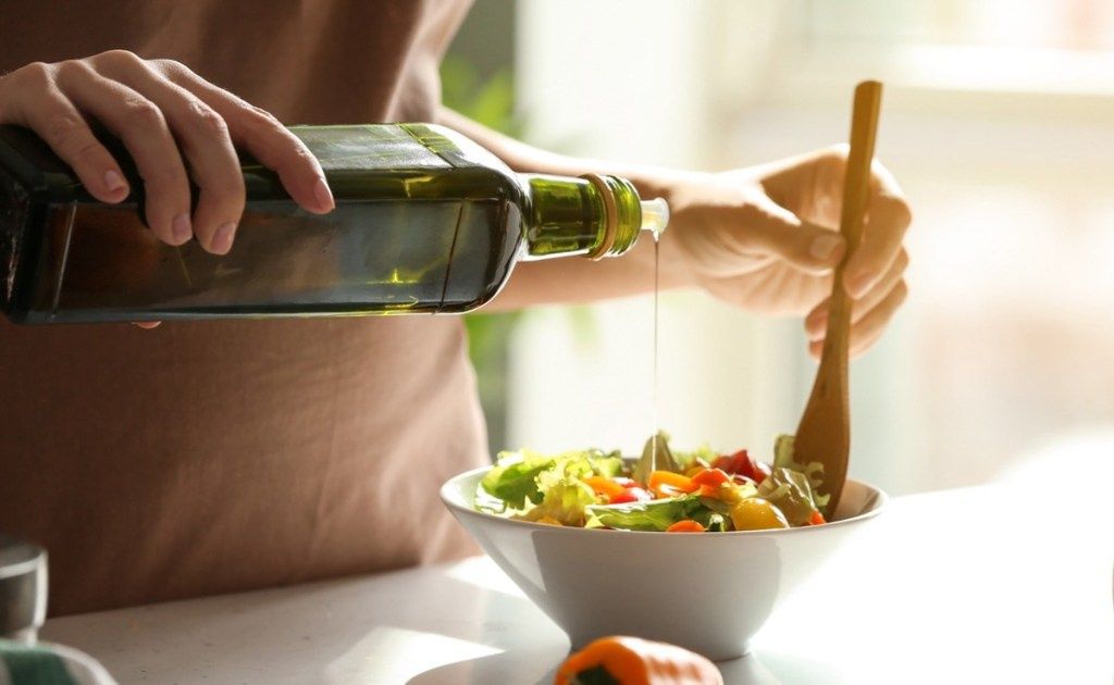 Mách bạn cách làm giảm mỡ máu để bảo vệ sức khỏe tim mạch