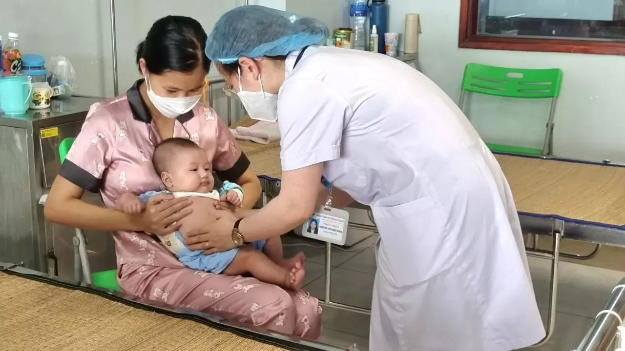 Sự thật về tin đồn ‘dịch nôn’ khiến nhiều trẻ nhập viện