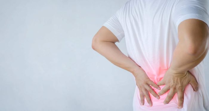 Đau thận dễ bị nhầm với đau lưng