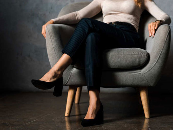 4 thói quen xấu là 'sát thủ ăn mòn xương' khiến nhiều người chưa già đã đau lưng, vai gáy